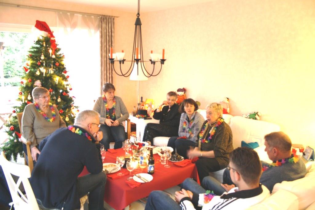 Illustre Runde in unserem Wohnzimmer